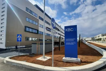 U riječkom KBC-u izvedene prve robotski asistirane operacije u ginekologiji