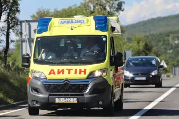 Kaos u prometu na Krku: Vatrogasci izvlačili osobu iz auta, a onda se dogodio jo&scaron; jedan sudar!