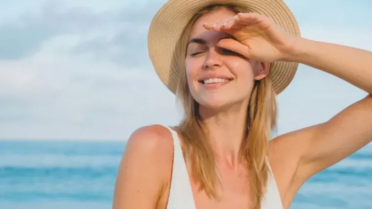 Nevidljivi SPF stickovi: Nova generacija za&scaron;tite od sunca bez bijelog traga