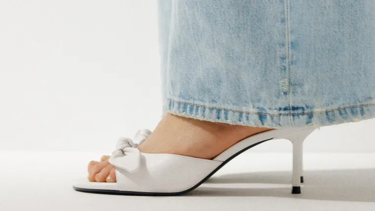Cipele i sandale s ma&scaron;nom koje će i najobičniji outfit učiniti posebnim