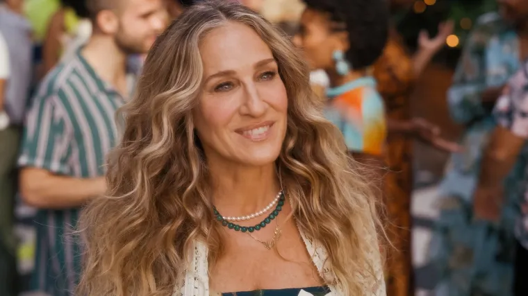 Carrie Bradshaw se vratila &ndash; Gen Z je obožava, a njezini outfiti ponovno osvajaju