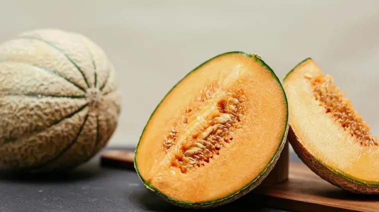 Kraljica ljetnog stola: Za&scaron;to je dinja puno vi&scaron;e od slatkog osvježenja?