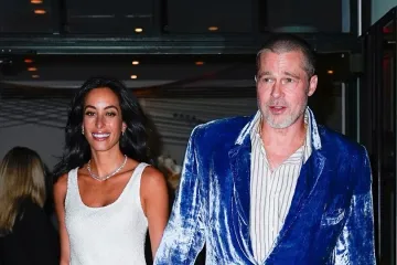 Brad Pitt u baršunastom odijelu: Kriza srednjih godina ili novi trend među muškarcima iznad 60?