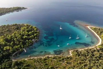 Silba: Otok pje&scaron;aka, ljubavi i netaknute prirode