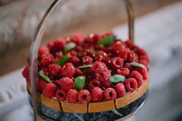 Slatki užitak s malinama &ndash; lagani kolač za vruće dane