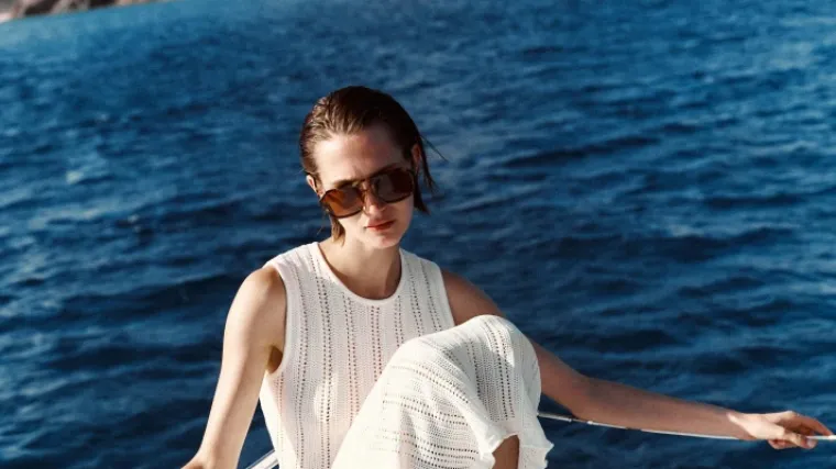 Najbolji modeli ravnih kožnih sandala s ljetnih sniženja