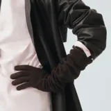 Kožne rukavice: Više od modnog dodatka, simbol bezvremenske elegancije