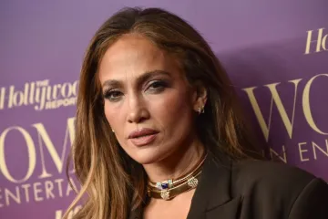 Jennifer Lopez i Gwyneth Paltrow slavile u Hollywoodu: Emotivni govori i glamur na dodjeli nagrada