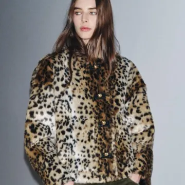 Najpoželjniji zimski komad: Kratke bunde od umjetnog krzna