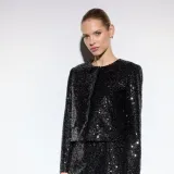 Svečani prosinac u znaku šljokica: Komadi koji će podići svaki outfit