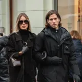 Samouvjereni par prošetao špicom u efektnim izdanjima koja želimo kopirati