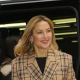 Karirano je opet in: Evo kako popularan uzorak nosi Kate Hudson