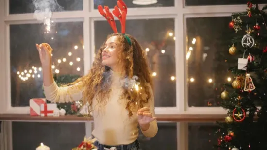 Nevjerojatne priče koje se kriju iza omiljenih blagdanskih hitova