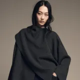 Nakon kaputa, puloveri sa &scaron;alom ističu se kao hit zimske sezone