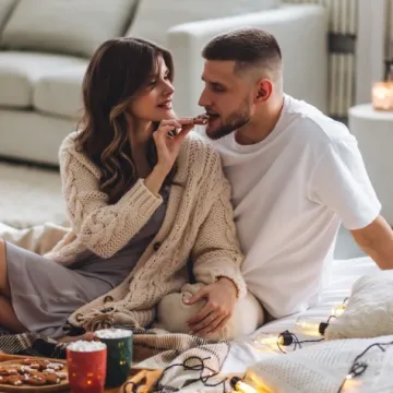 Sretan Božić za dvoje: Kako bez svađa i stresa 'preživjeti' blagdane