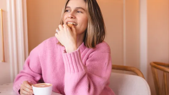 Stručnjaci otkrivaju: Zbog ovih čestih navika rastu trbuh i struk