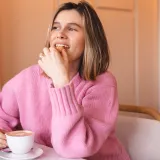 Stručnjaci otkrivaju: Zbog ovih čestih navika rastu trbuh i struk