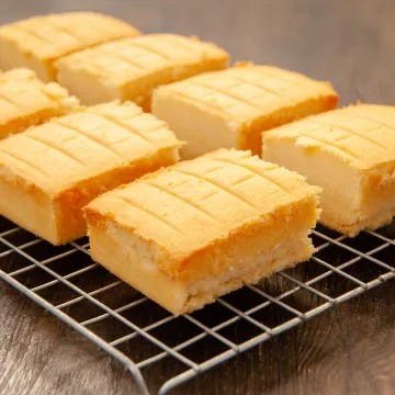 Jogurt kocke: Recept za omiljeni kolač koji se topi u ustima