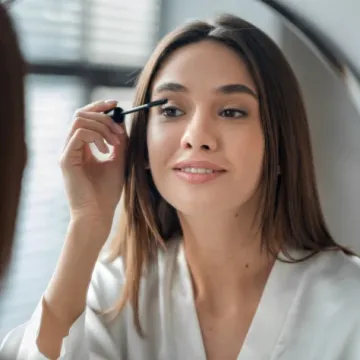 Zablistaj u 5 minuta: Brzi beauty trikovi za užurbana jutra