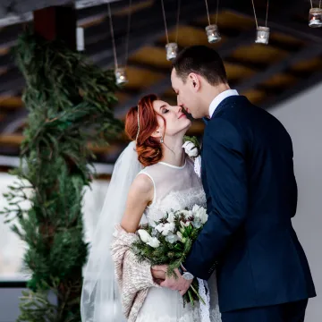 Zimska vjenčanja su kao iz bajke, no stilistica upozorava: 'Oprez s ovim trendom!'