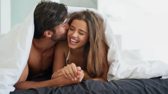 Vođenje ljubavi ujutro dobro je za zdravlje: Najbolje poze za lijena jutra