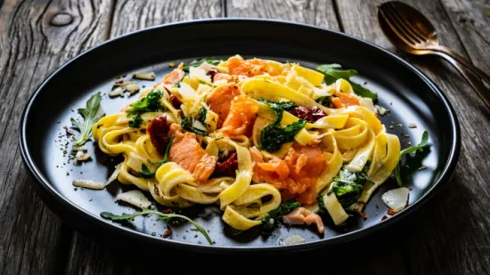 Pet lica lososa: Vrhunski recepti s tjesteninom za svaku prigodu