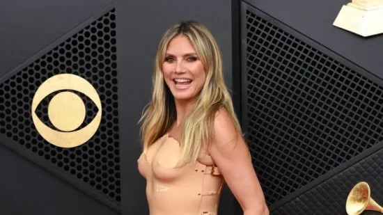 Heidi Klum &scaron;okirala na dodjeli Grammyja: U 'goloj' haljini nije mogla hodati ni sjediti