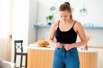 Jutros nisi mogla zakopčati gumb na hlačama? Evo kako odjećom prekriti koji kilogram vi&scaron;e