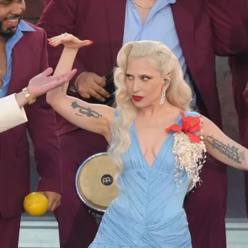 &Scaron;to je 'Ozempic face'? Svi govore o ispijenom licu Lady Gage na Super Bowlu