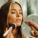 Ovi drogerijski puderi imaju kultni status: Koji je tvoj favorit?