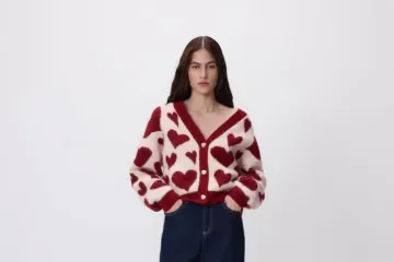 Modna stilistica savjetuje: Bliži se Valentinovo - kako nositi motiv srca