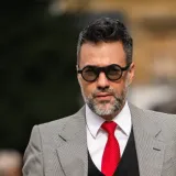 Mu&scaron;karac kojem ne možemo odoljeti: Vrag je u detaljima - i to crvenim