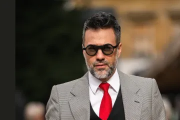 Mu&scaron;karac kojem ne možemo odoljeti: Vrag je u detaljima - i to crvenim