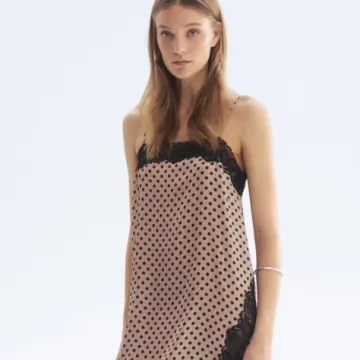 Haljine se vraćaju u velikom stilu: Ovo su hit modeli za proljetnu sezonu