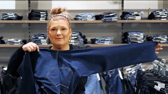 U ormaru ima&scaron; hrpu traperica koje ne nosi&scaron;? Evo &scaron;to radi&scaron; pogre&scaron;no kad ih kupuje&scaron;