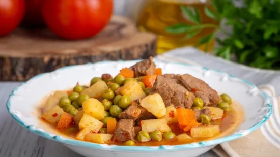 Varivo od gra&scaron;ka s noklicama: Recept za klasik koji vraća u djetinjstvo