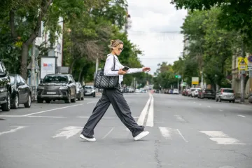 Zaboravi na klasične cipele: Ove tenisice su savr&scaron;ene za poslovne kombinacije