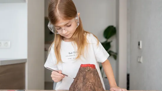 &Scaron;to raditi s djecom dok je ružno vrijeme: Kreativne ideje za zabavu bez ekrana za svaku dob