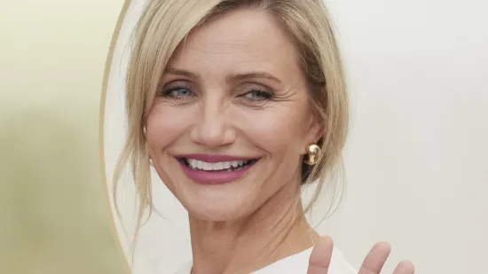 Modni vodič za žene atletske građe: Kako najbolje iskoristiti svoje vrline