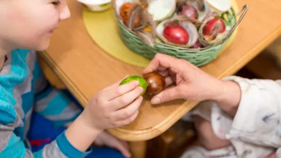 Uskrs diljem Hrvatske: Tucanje pisanica, pucanje i vuzmenice - svi slave Isusovo uskrsnuće