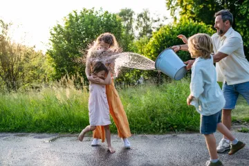 Kako se slavi Uskrs diljem Europe? Potraga za pisanicama, polijevanje vodom i igranje binga