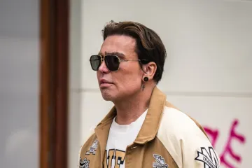 Modna igra: Neven Ciganović na zagrebačkoj &scaron;pici u zanimljivom kaputu