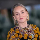 Eva Longoria, Heidi Klum i Sharon Stone u rasko&scaron;nim outfitima: Koja vam je najbolje odjevena?