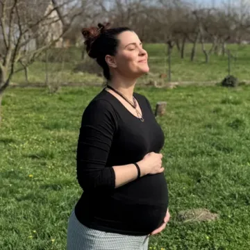 Monika Mihajlović o trudnoći, komplikacijama i dolasku kćeri: 'Pomažite jedna drugoj umjesto da skačete kao kobre'