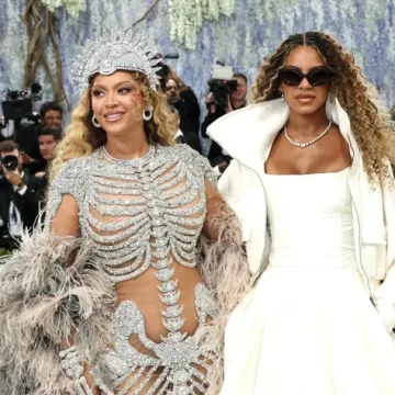 Beyonc&eacute; nakon deset godina na Met Gali, ali Blue Ivy preuzima modni tron