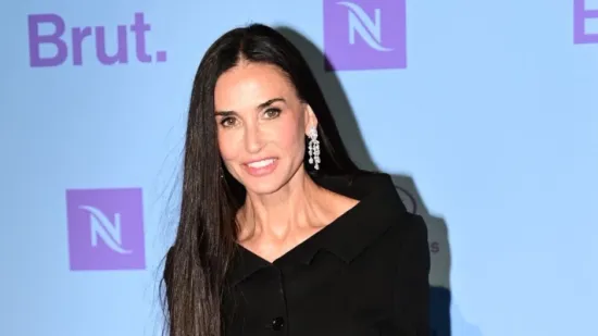 Modna kraljica Cannesa: Demi Moore izgleda fantastično u capri hlačama