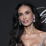 Demi Moore bacila Cannes na koljena: Ova haljina san je svake djevojčice
