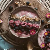 Kako napraviti savr&scaron;eni smoothie bowl? Donosimo najbolje ideje i recepte