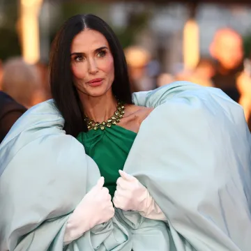 Demi Moore dramatična, Pen&eacute;lope Cruz poput princeze: Glamurozna izdanja sa zatvaranja Cannesa