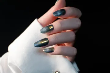 Nokti s efektom koji hipnotizira: 'Cat eye' je najveći beauty trend ljeta